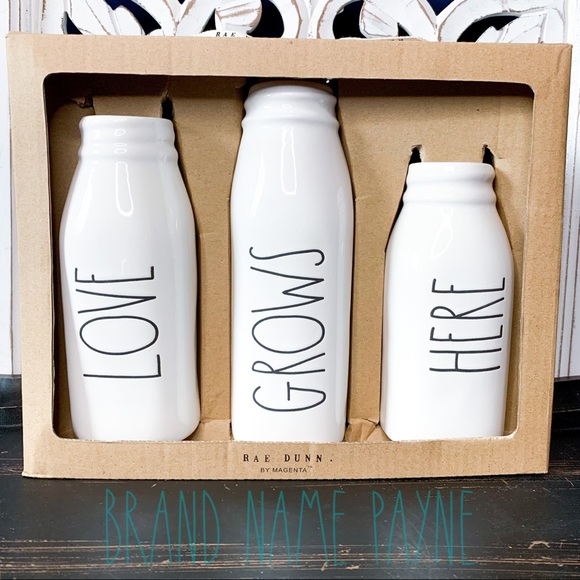 Rae Dunn Other - Rae Dunn Love Grows Here Vase Set